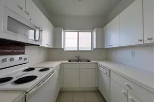 3401 NE 4th St, Homestead, FL 33033 - Photo 9