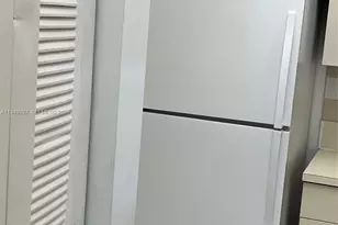 10431 N Kendall Dr, Miami, FL 33176 - Photo 3