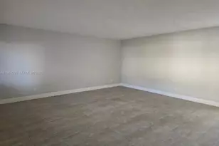 2323 Van Buren St, Hollywood, FL 33020 - Photo 9