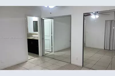 1802 Waterview Cir #1802, Palm Springs, FL 33461 - Photo 19