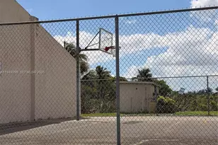 1802 Waterview Cir, Palm Springs, FL 33461 - Photo 5