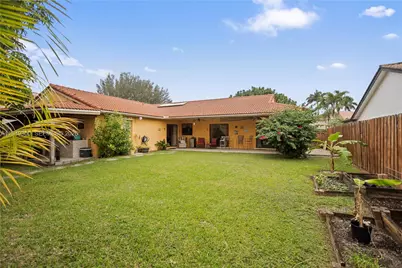 15824 Cotswold Ct, Davie, FL 33331 - Photo 41