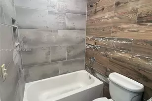 603 NW 97th St, Miami, FL 33150 - Photo 21