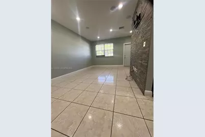 603 NW 97th St #603, Miami, FL 33150 - Photo 3