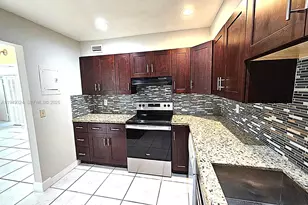 642 NW 13th St, Boca Raton, FL 33486 - Photo 9