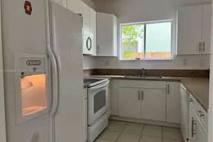 3334 NE 3rd Dr, Homestead, FL 33033 - Photo 5