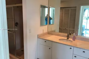 16500 Collins Ave, Sunny Isles Beach, FL 33160 - Photo 33