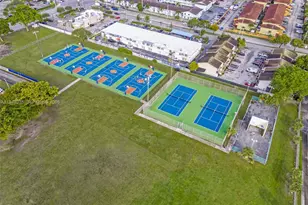 2178 W 60th St, Hialeah, FL 33016 - Photo 17