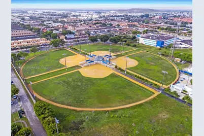 2178 W 60th St #18111, Hialeah, FL 33016 - Photo 15