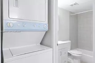 2178 W 60th St, Hialeah, FL 33016 - Photo 11