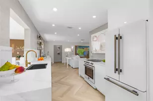 1581 NW 85th Terrace, Plantation, FL 33322 - Photo 7