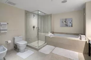 465 Brickell Ave, Miami, FL 33131 - Photo 11