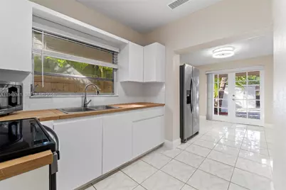 3507 SW 25th Ter #0, Miami, FL 33133 - Photo 9