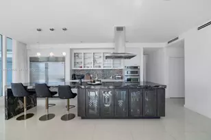 2020 N Bayshore Dr, Miami, FL 33137 - Photo 9