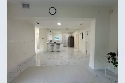 120 NW 16th St, Fort Lauderdale, FL 33311 - Photo 9