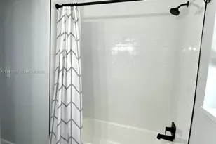 2508 Bay Dr, Pompano Beach, FL 33062 - Photo 15