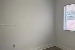 1552 SW 2nd St, Miami, FL 33135 - Photo 7