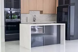 10525 SW 112th St, Miami, FL 33176 - Photo 7