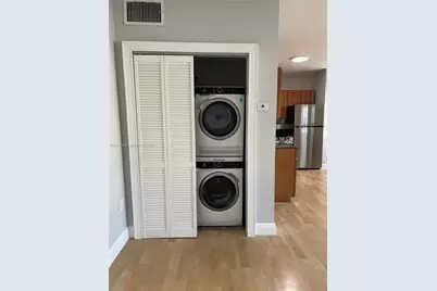 1360 Collins Ave #202, Miami Beach, FL 33139 - Photo 7