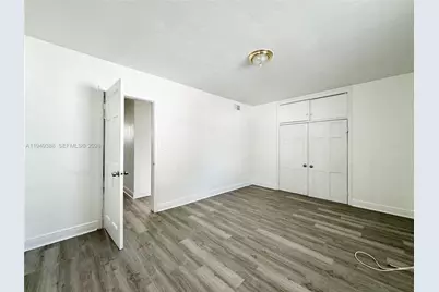 1130 NE 111th St, Biscayne Park, FL 33161 - Photo 11