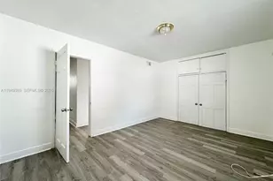 1130 NE 111th St, Biscayne Park, FL 33161 - Photo 11