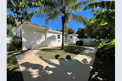 1130 NE 111th St, Biscayne Park, FL 33161 - Photo 19