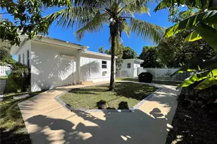 1130 NE 111th St, Biscayne Park, FL 33161 - Photo 19