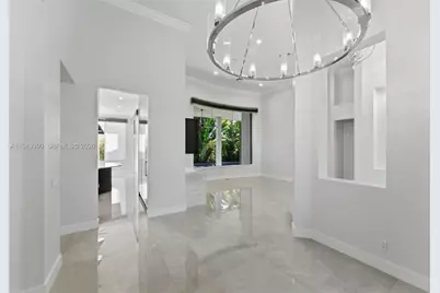 11098 Canary Island Ct, Plantation, FL 33324 - Photo 9