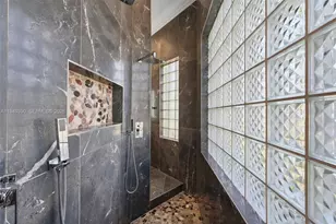 11098 Canary Island Ct, Plantation, FL 33324 - Photo 23