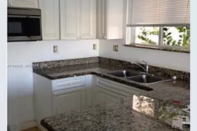 3125 SE 2nd Dr, Homestead, FL 33033 - Photo 3