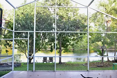 131 SW 178th Way, Pembroke Pines, FL 33029 - Photo 31