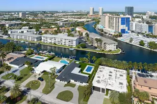 430 Tamarind Dr, Hallandale Beach, FL 33009 - Photo 5