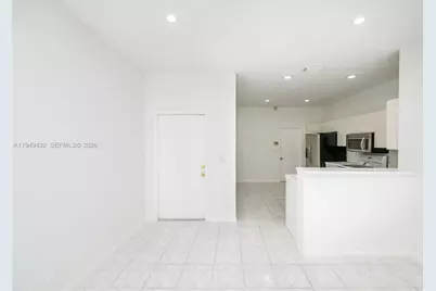 1911 Madeira Dr #1911, Weston, FL 33327 - Photo 7