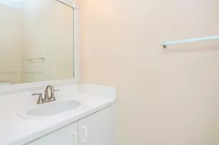 1911 Madeira Dr, Weston, FL 33327 - Photo 29