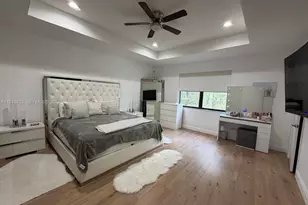 9855 NW 89th Terrace, Doral, FL 33178 - Photo 9