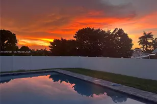 211 47th St, Cape Coral, FL 33914 - Photo 21