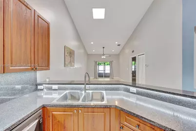 1192 NE 32nd Ave, Homestead, FL 33033 - Photo 7