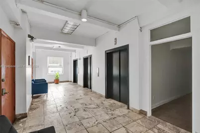 168 SE 1st St #1200, Miami, FL 33131 - Photo 13