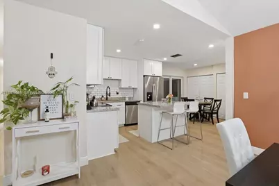 8615 Bridle Path Ct, Davie, FL 33328 - Photo 21