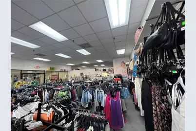 500 W 49th St, Hialeah, FL 33012 - Photo 7