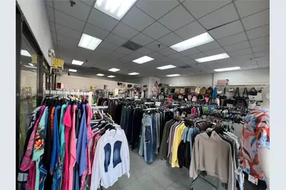 500 W 49th St, Hialeah, FL 33012 - Photo 13