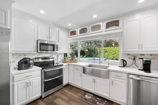 7601 SW 165th Terrace, Palmetto Bay, FL 33157 - Photo 5