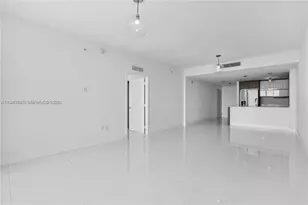 600 NE 27th St, Miami, FL 33137 - Photo 9