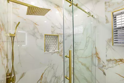 2210 NW 91st Ter, Pembroke Pines, FL 33024 - Photo 27