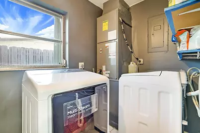 2210 NW 91st Ter, Pembroke Pines, FL 33024 - Photo 29