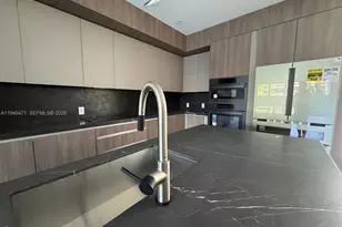 1431 SW 20th St, Miami, FL 33145 - Photo 7