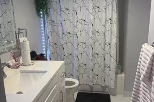 4164 Inverrary Dr, Lauderhill, FL 33319 - Photo 17