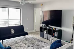 841 NE 207th Ln, Miami, FL 33179 - Photo 25