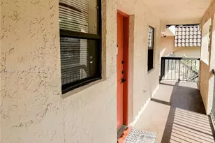 841 NE 207th Ln, Miami, FL 33179 - Photo 41