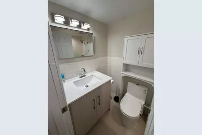 1990 W 56th St #1311, Hialeah, FL 33012 - Photo 9